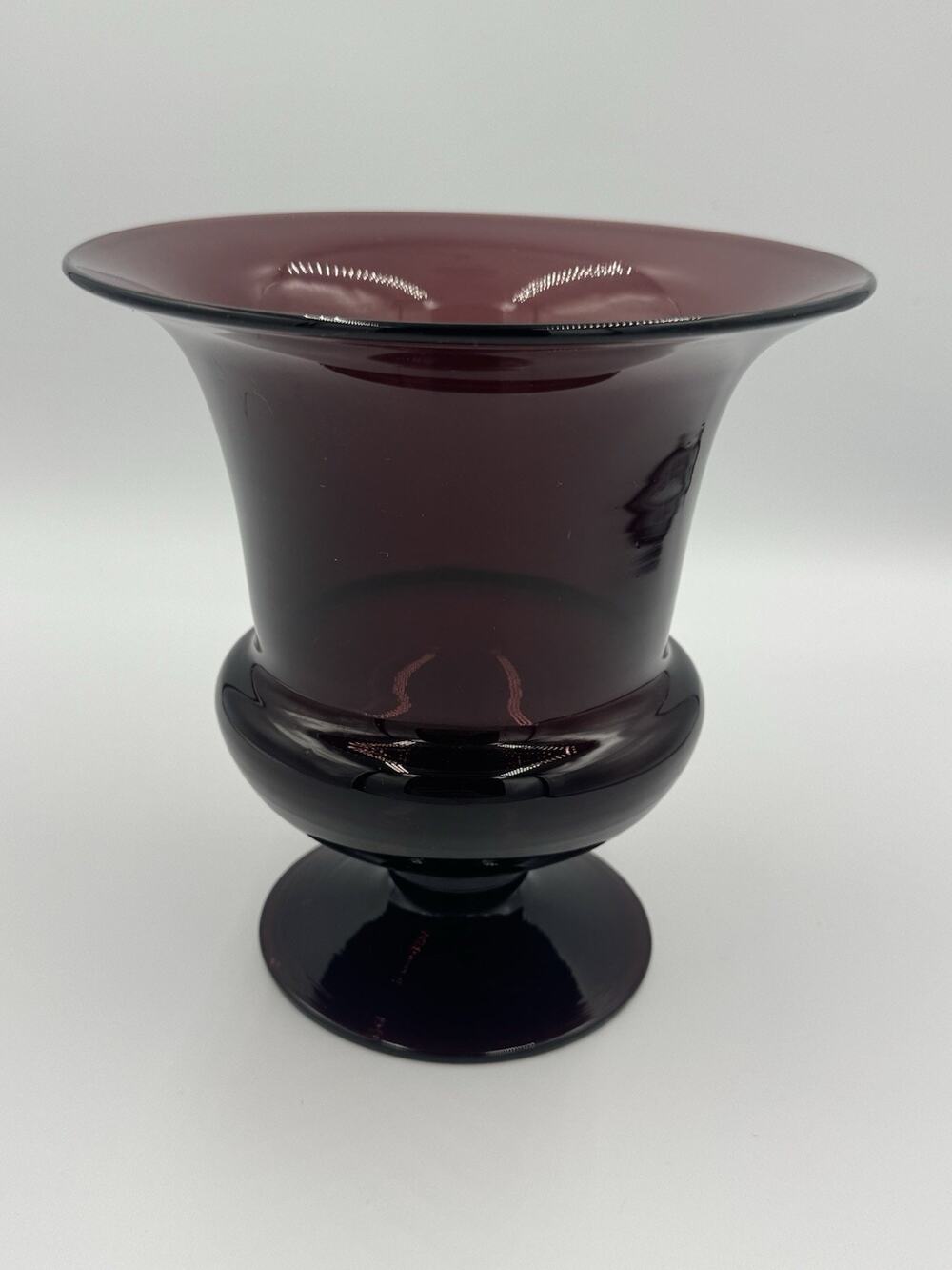 Vintage Amethyst Glass Footed Pedestal Bowl – Deep Compote Vase Style MCM Purple